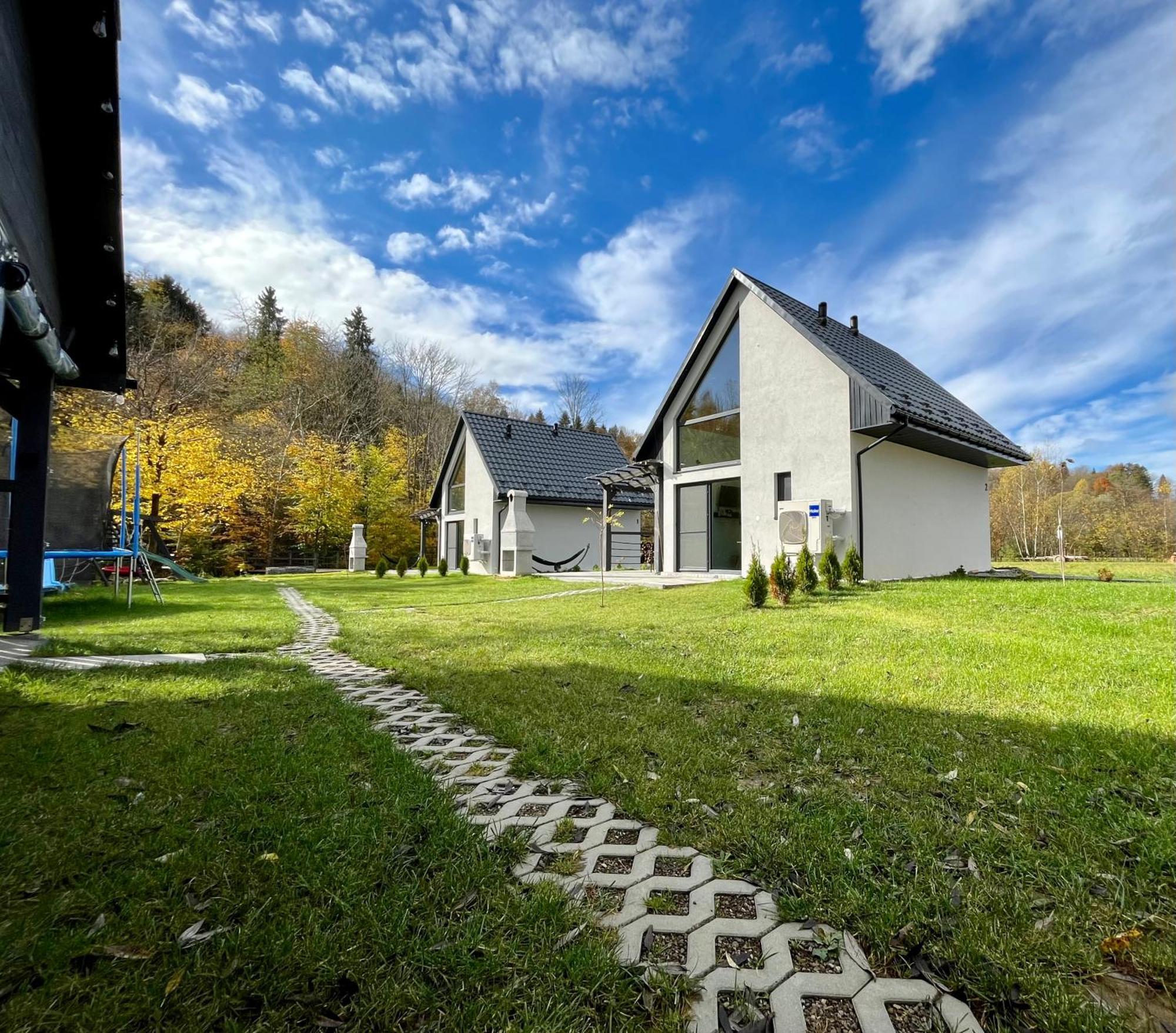 Domki Nad Starym Potokiem Устрики-Долішні Екстер'єр фото